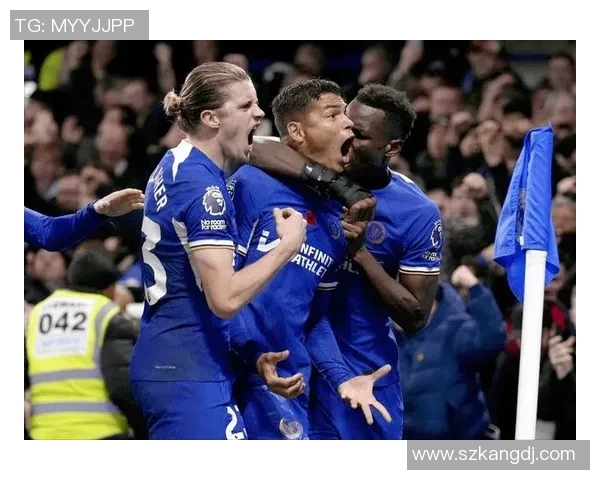 切尔西在主场以三球完胜狼队精彩赛事回顾与精彩瞬间分享